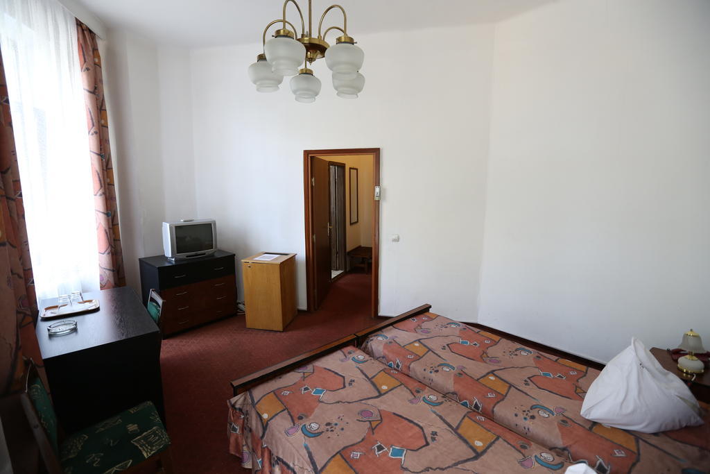 Banat Otel Bükreş Oda fotoğraf